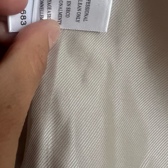 BCBG Leather Jacket With Detachable Racoon Fur Collar Cropped - Picture 7 of 9